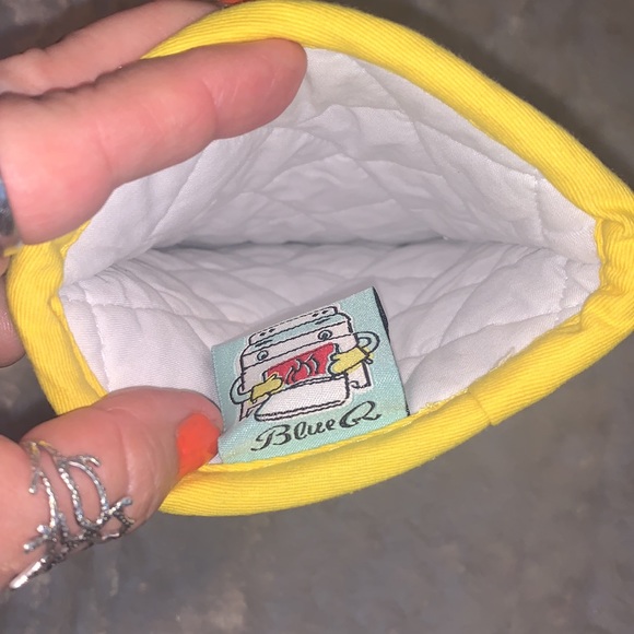 BNWT Blue Q Oven Mitt for Butter Lovers - Picture 3 of 6